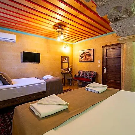 Hotel Rustic Caves