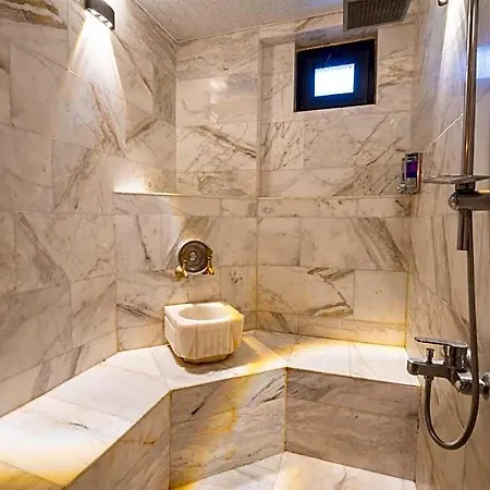 Hotel Rustic Caves