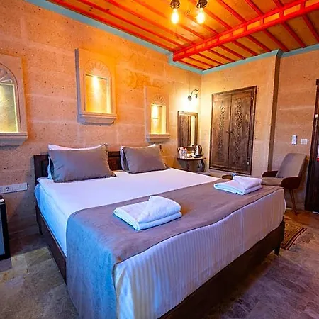 Hotel Rustic Caves